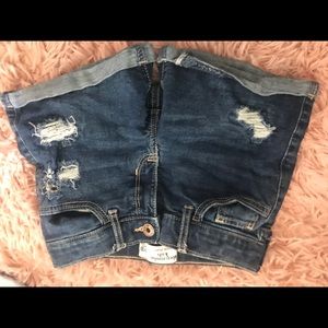 Girls Abercrombie shorts